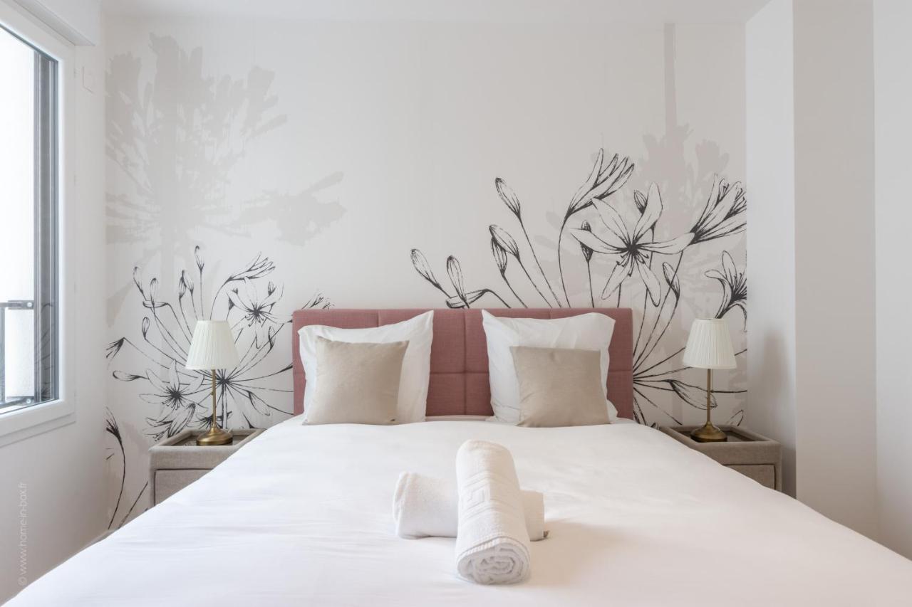 Dans Le Pre By Plaza Apartment Шеси Екстериор снимка